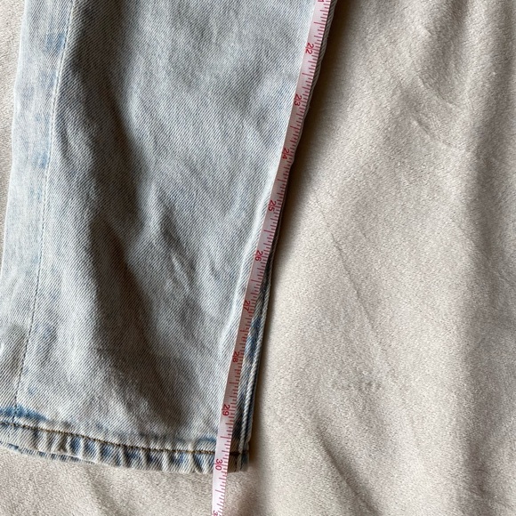 7 For All Mankind High Waist Skinny Jeans Light Wash Distressed Size 24 - Picture 2 of 10